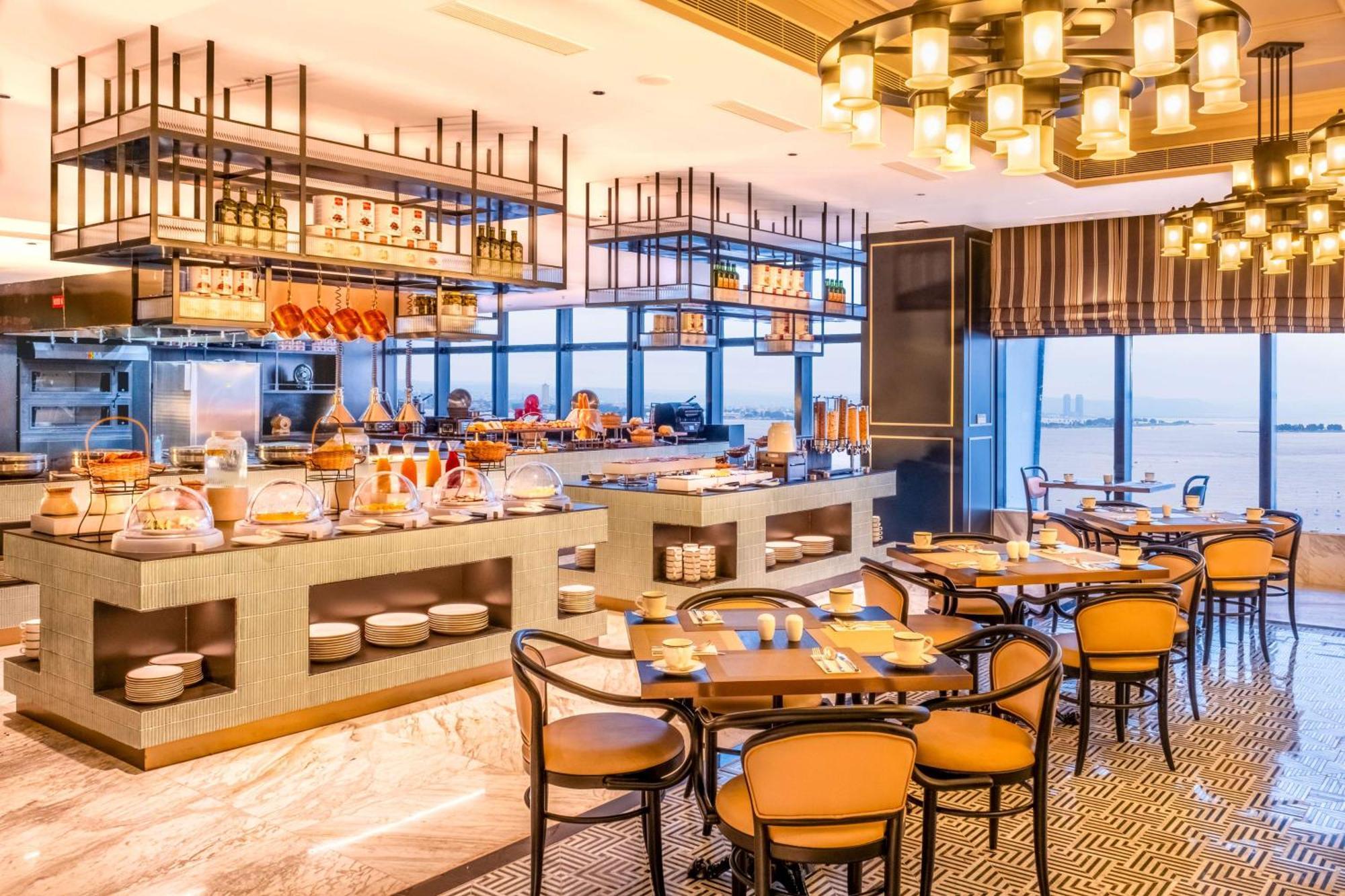 Hilton Kinshasa Hotell Eksteriør bilde
