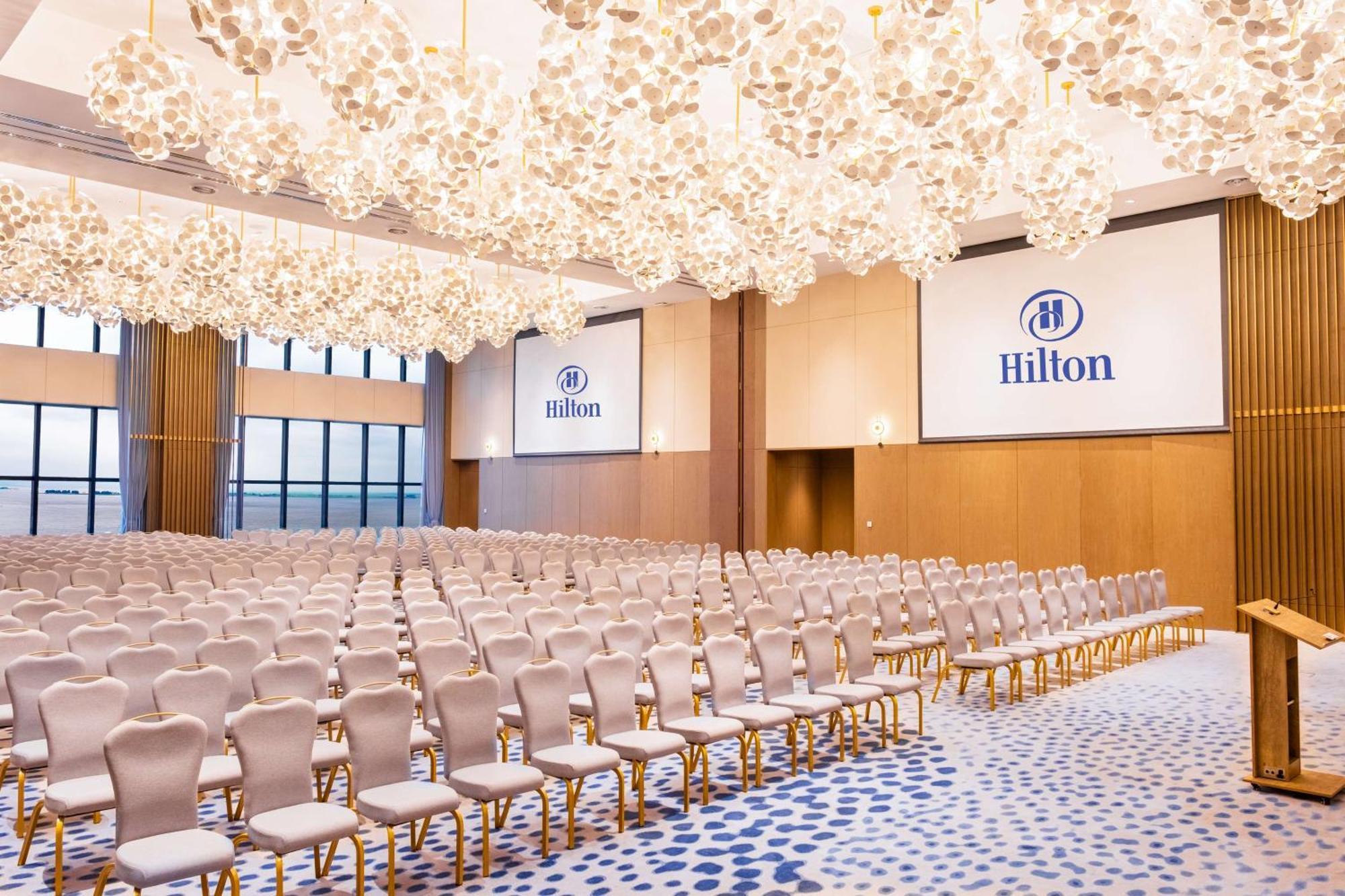 Hilton Kinshasa Hotell Eksteriør bilde