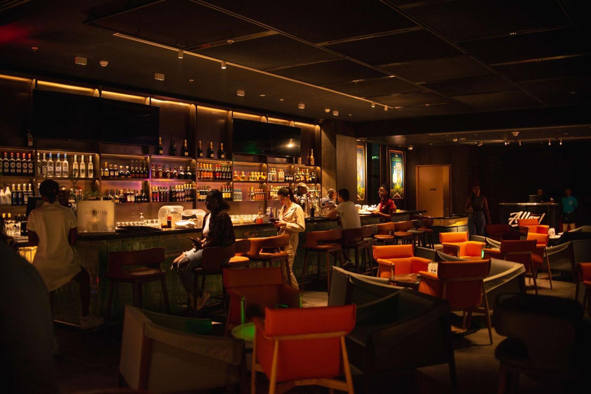 Hilton Kinshasa Hotell Eksteriør bilde