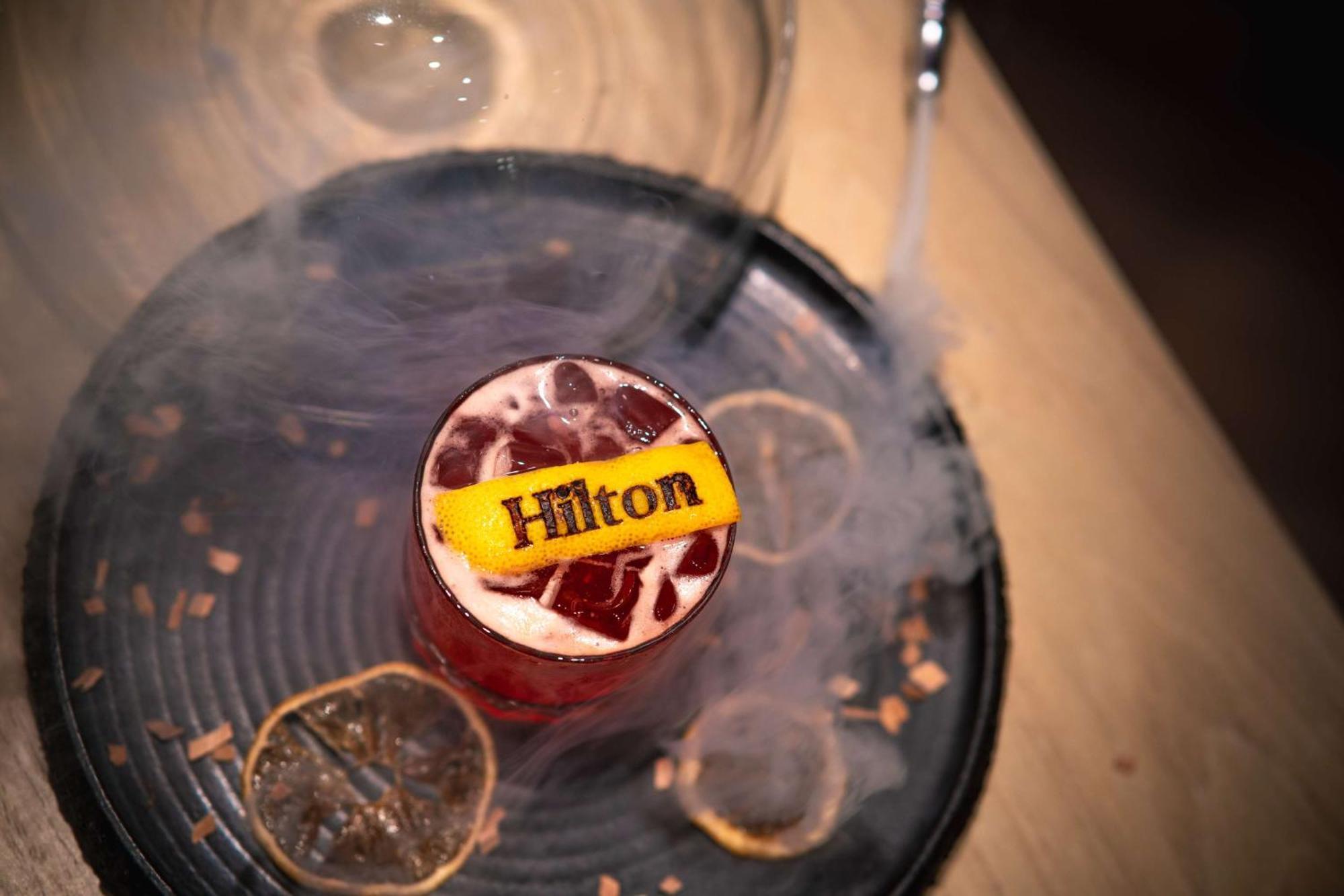 Hilton Kinshasa Hotell Eksteriør bilde
